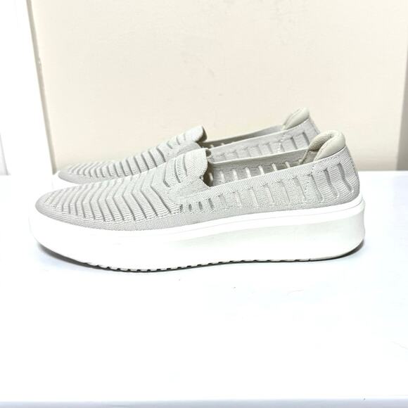 Skechers Women’s Court Break Heart Breaker Slip-On Shoes Size 9 Light Beige - Picture 2 of 10